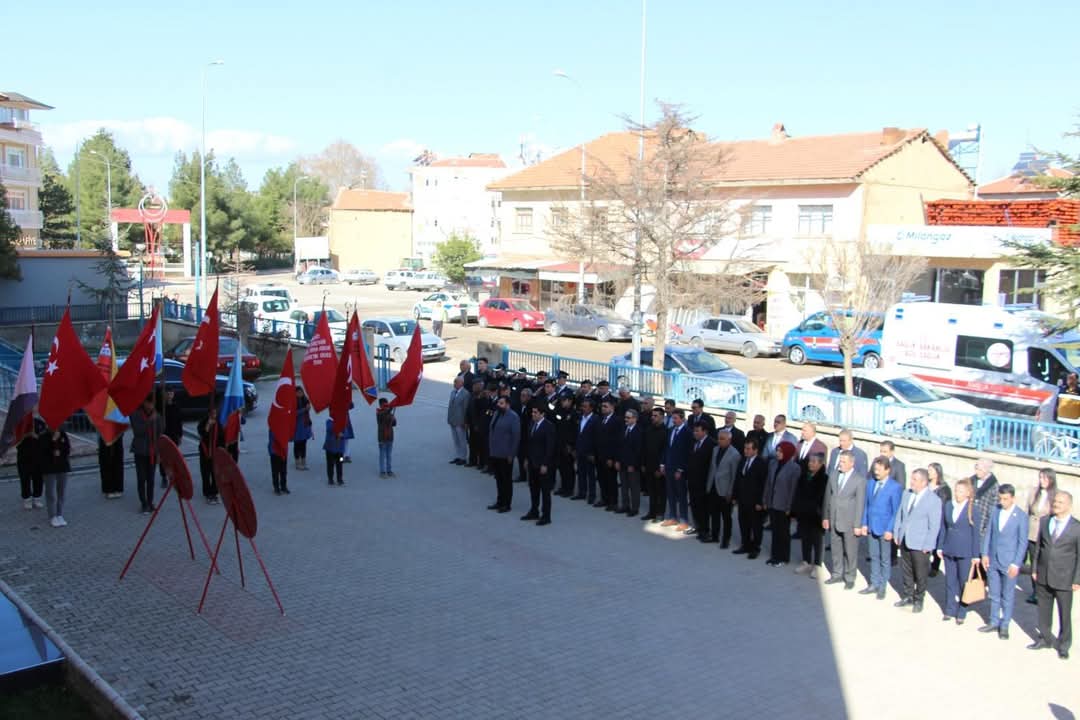   Kaymakamımız Sayın Bilal ÇELİK , 18 Mart Çanakkale Zaferi ve Şehitlerin Anma Programına Katıldı